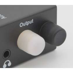 Tapón Protector de Silicona para RCA hembra - Color Negro - Blíster de