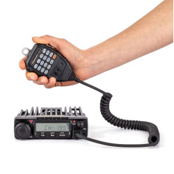 Dynascan M-6D-U UHF Mobile Transmitter